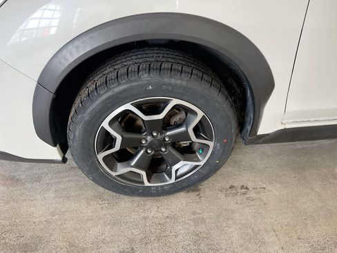 Used 2015 Subaru Crosstrek 2.0i Premium image 10