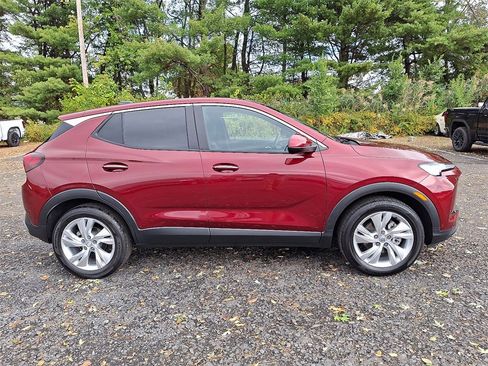 Certified 2024 Buick Encore GX Preferred image 7