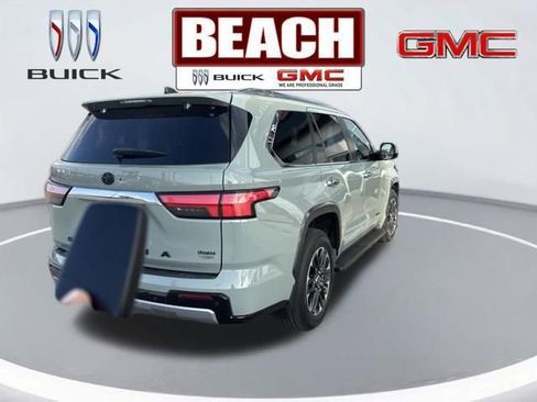 Used 2024 Toyota Sequoia Limited AWD/4WD image 5