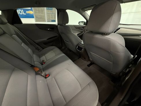 Used 2022 Chevrolet Malibu LT FWD image 6