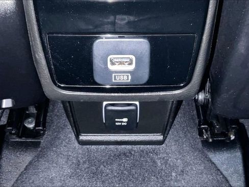 Used 2025 Jeep Compass Limited AWD/4WD image 24