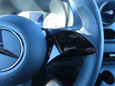 Used 2025 Mercedes-Benz Sprinter 2500 image 13