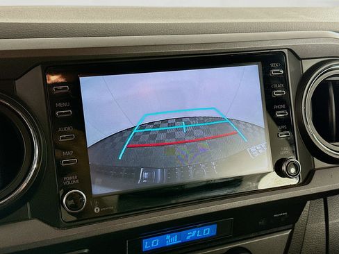 Used 2023 Toyota Tacoma TRD Off-Road image 21