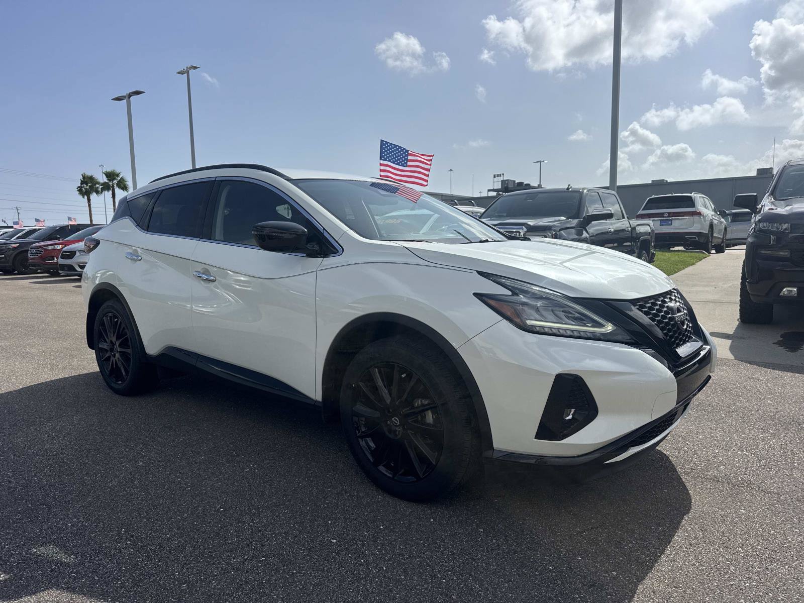 Used 2024 Nissan Murano SV w/ SV Midnight Edition Package AWD/4WD image 3