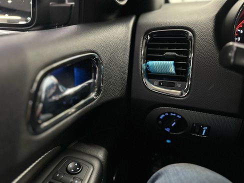 Used 2018 Dodge Durango GT w/ Premium Group image 30