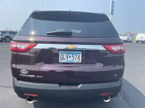 Used 2018 Chevrolet Traverse LT w/ LPO, Cargo Package AWD/4WD image 4