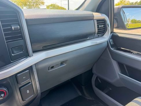 Used 2021 Ford F150 XLT AWD/4WD image 14