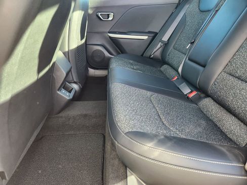 New 2025 Kia K4 GT-Line Turbo w/ GT-Line Sunroof Package FWD image 9