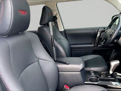 Certified 2024 Toyota 4Runner TRD Off-Road Premium w/ Moonroof Package image 28