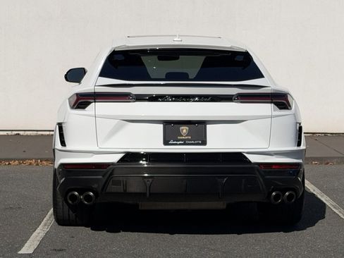 Used 2023 Lamborghini Urus Performante image 4