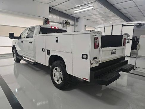 Used 2024 RAM 2500 Tradesman w/ Snow Chief Group AWD/4WD image 5