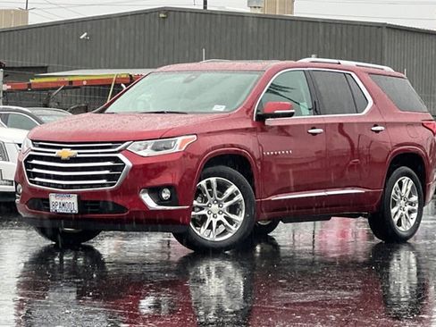 Used 2020 Chevrolet Traverse High Country image 8