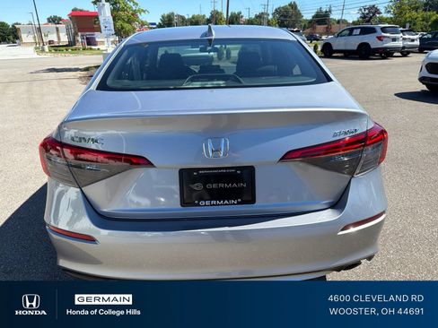 Used 2024 Honda Civic Sport image 7