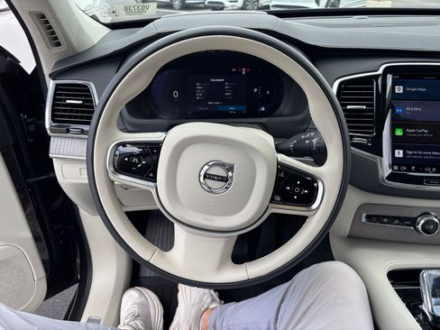 New 2025 Volvo XC90 B6 Ultra w/ Lounge Package image 12