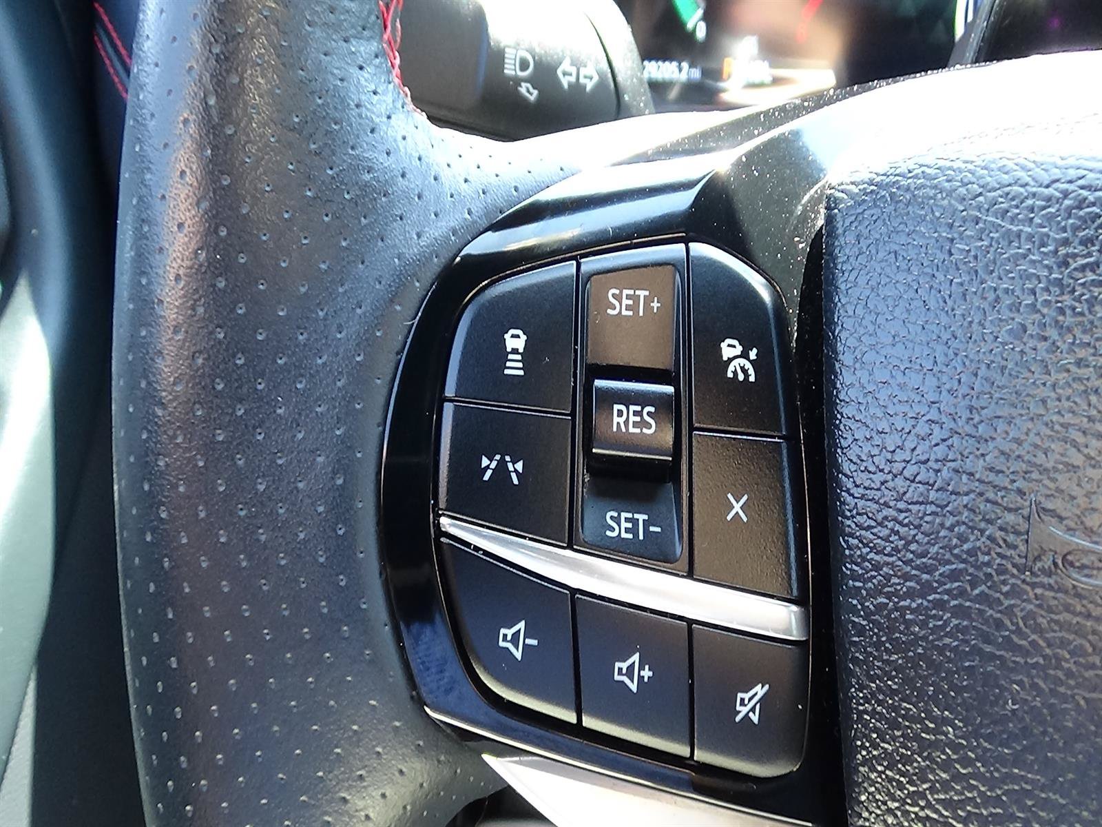 Used 2025 Ford Explorer ST-Line w/ ST-Line Street Pack AWD/4WD image 21
