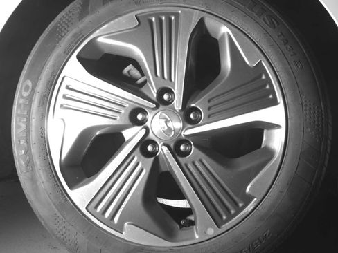 Used 2019 Hyundai Sonata Limited image 34