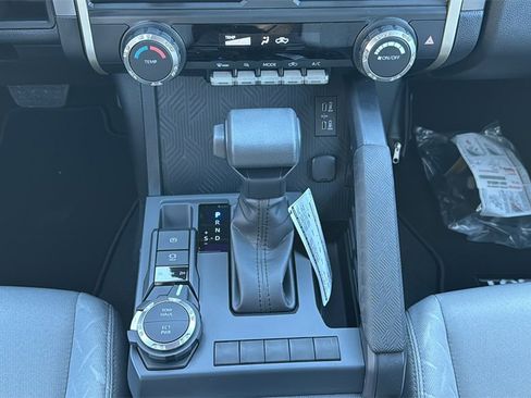 New 2025 Toyota Tacoma SR5 image 31