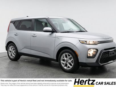 Used 2025 Kia Soul LX w/ LX Technology Package