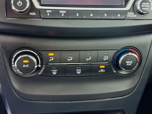 Used 2018 Nissan Sentra S w/ S Midnight Style Package FWD image 18