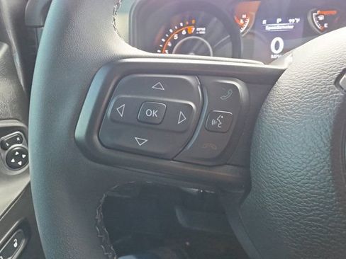 Used 2025 Jeep Gladiator Sport AWD/4WD image 20