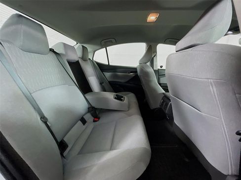 Used 2025 Toyota Camry LE w/ Convenience Package FWD image 28