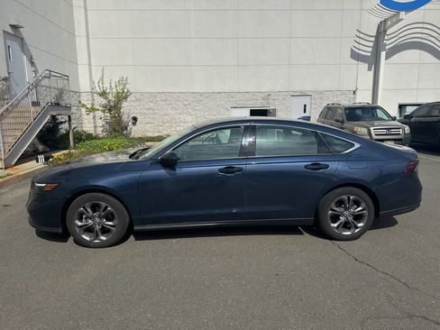 Used 2023 Honda Accord EX image 2