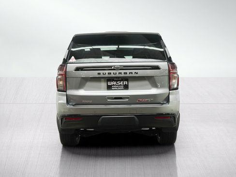 Used 2023 Chevrolet Suburban RST w/ Luxury Package AWD/4WD image 4