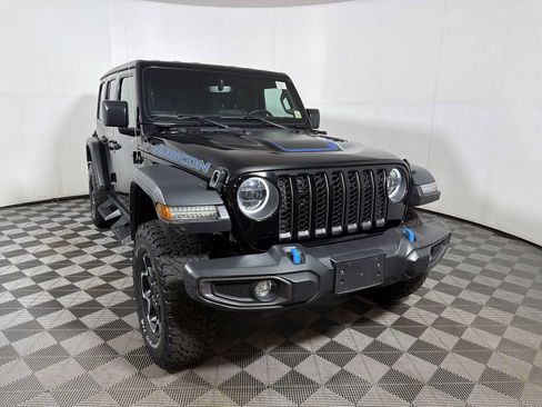 Used 2023 Jeep Wrangler Unlimited Rubicon 4xe w/ Cold Weather Group AWD/4WD image 2