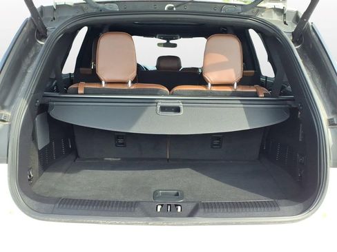 Used 2023 Lincoln Aviator Reserve w/ Equipment Group 201A RWD image 10