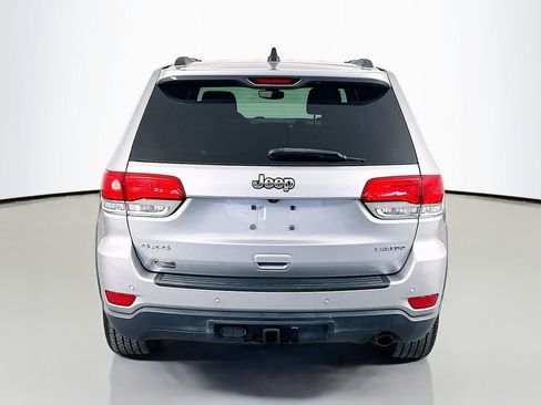 Used 2017 Jeep Grand Cherokee Laredo w/ Quick Order Package 23E image 6