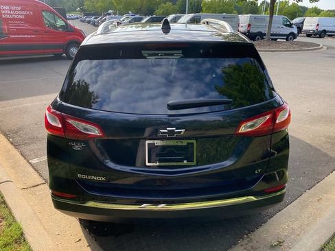 Used 2021 Chevrolet Equinox LT FWD image 32