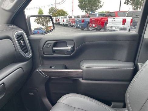 Used 2022 Chevrolet Silverado 1500 LTZ w/ LTZ Premium Package AWD/4WD image 29