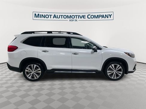 Used 2019 Subaru Ascent Touring w/ Popular Package #3 image 9