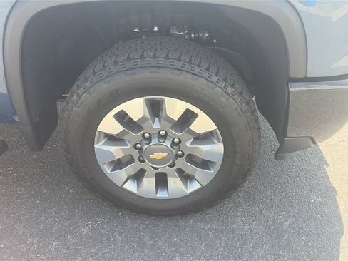 New 2026 Chevrolet Silverado 2500 Custom w/ Custom Value Package AWD/4WD image 10