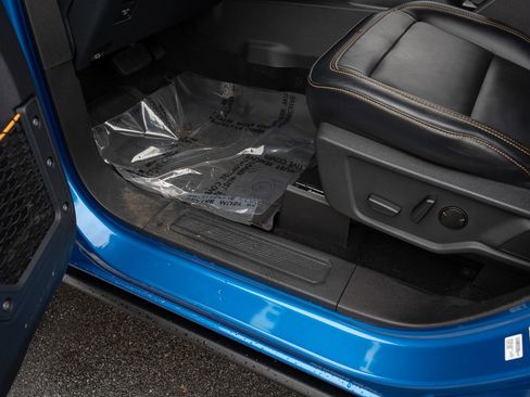 Used 2024 Ford Bronco Badlands image 30