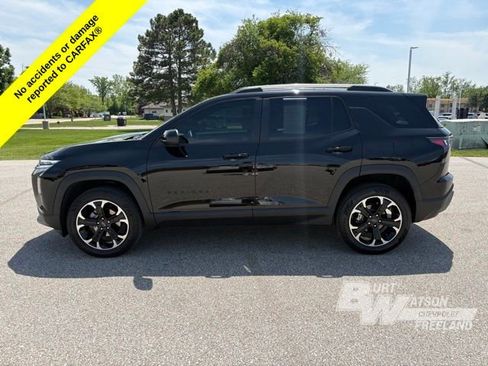 Used 2025 Chevrolet Equinox LT w/ Convenience Package II FWD image 3
