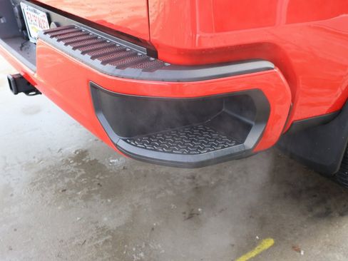 Certified 2022 Chevrolet Silverado 1500 Custom image 30