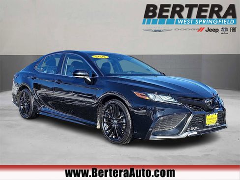 Used 2022 Toyota Camry XSE image 1