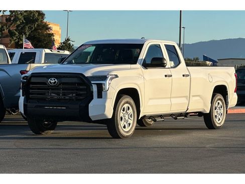 New 2026 Toyota Tundra SR image 8