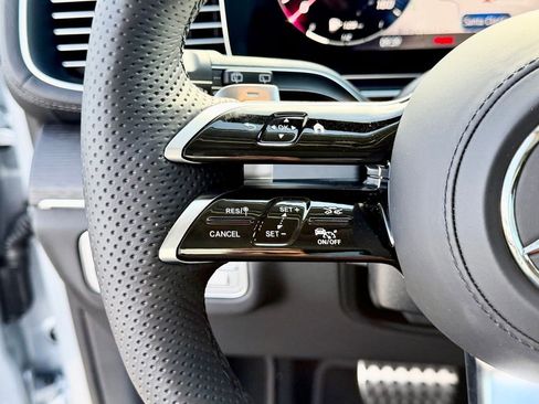 New 2026 Mercedes-Benz GLS 450 4MATIC image 23