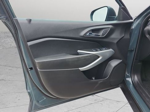 Certified 2025 Chevrolet Trax LS w/ Driver Confidence Package image 35