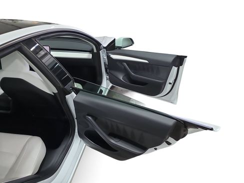 Certified 2023 Tesla Model 3 Performance AWD/4WD image 12