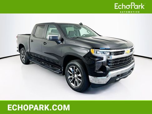 Used 2022 Chevrolet Silverado 1500 LT image 1