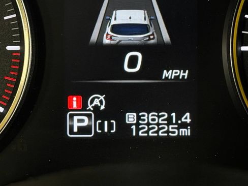 Used 2025 Subaru Crosstrek 2.5i Sport AWD/4WD image 15