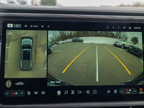 Used 2022 Rivian R1T Adventure image 55