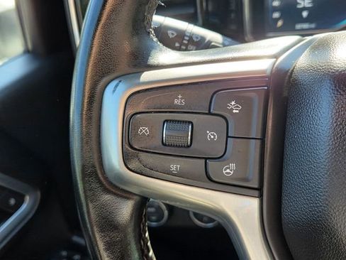 Used 2025 Chevrolet Silverado 2500 LT w/ Convenience Package image 37