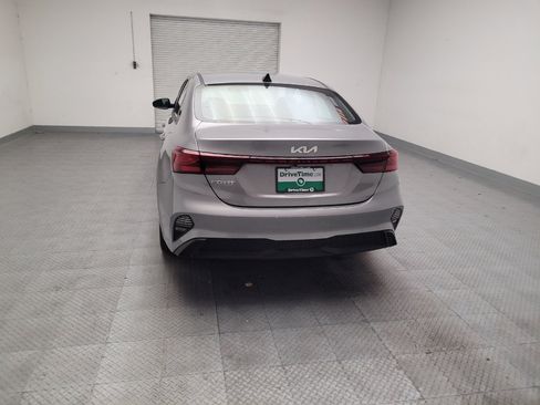 Used 2023 Kia Forte LXS FWD image 6