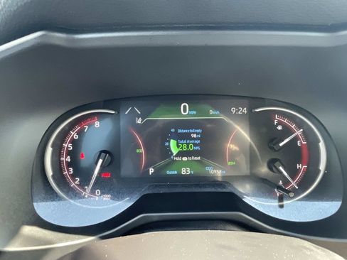Used 2025 Toyota RAV4 XLE FWD image 26