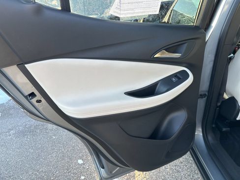Used 2024 Buick Encore GX Avenir w/ Avenir Convenience Package AWD/4WD image 23