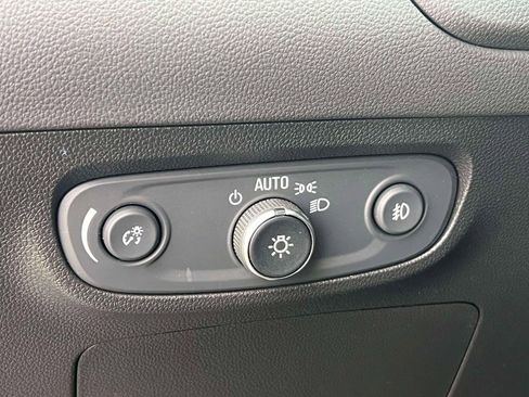 Used 2023 Buick Encore GX Preferred w/ Cold Weather Comfort Package image 21